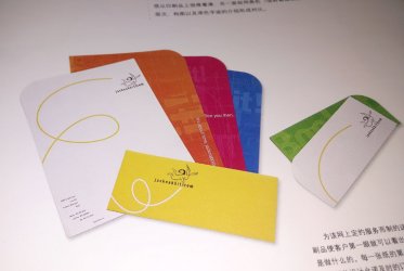 濟(jì)南畫冊設(shè)計-折頁、封套應(yīng)該怎么設(shè)計